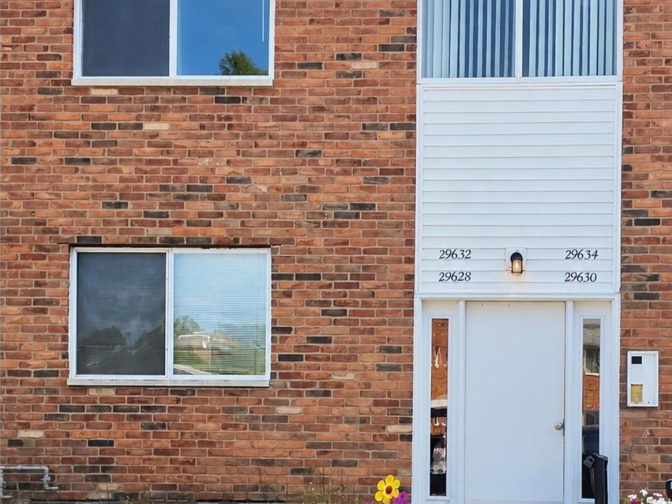 1st image of 29632 Hoover Rd #149