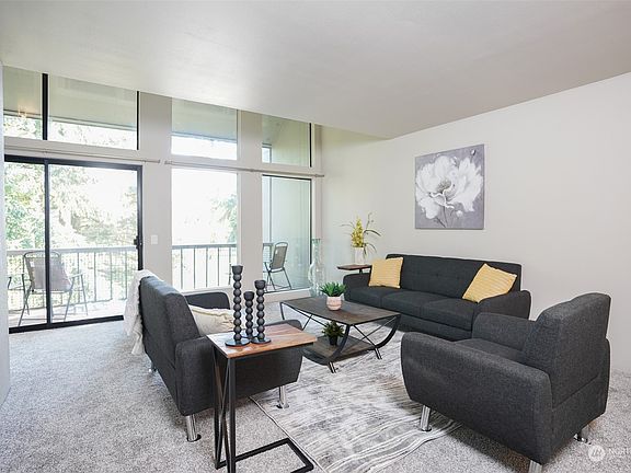 5th image of 6234 138th Avenue NE #203