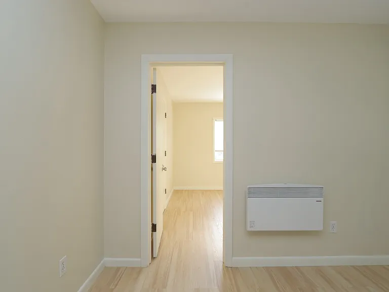 321 Montcalm St #R — Photo 27