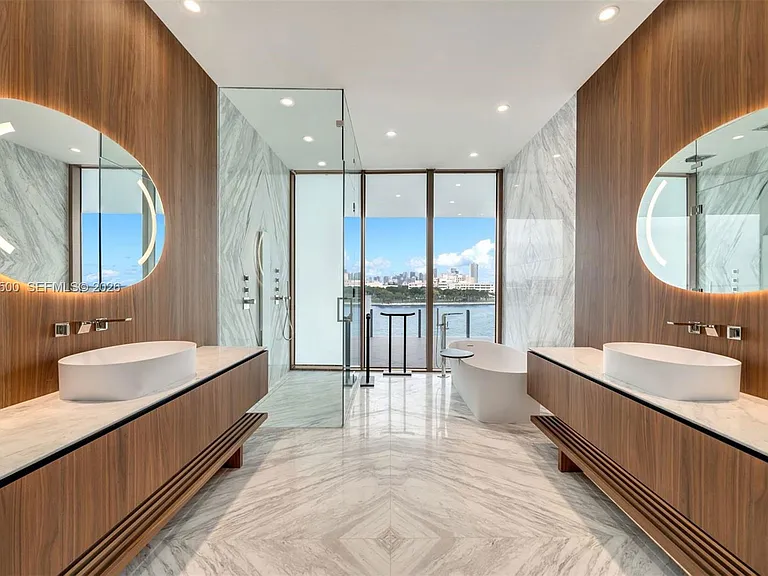5 Grove Isle Dr — Photo 11