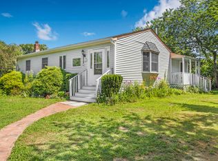 46B Old Country Rd, Westhampton, NY 11977