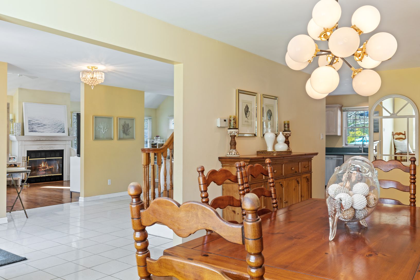  ENTRY DINING ROOM TO FOYER