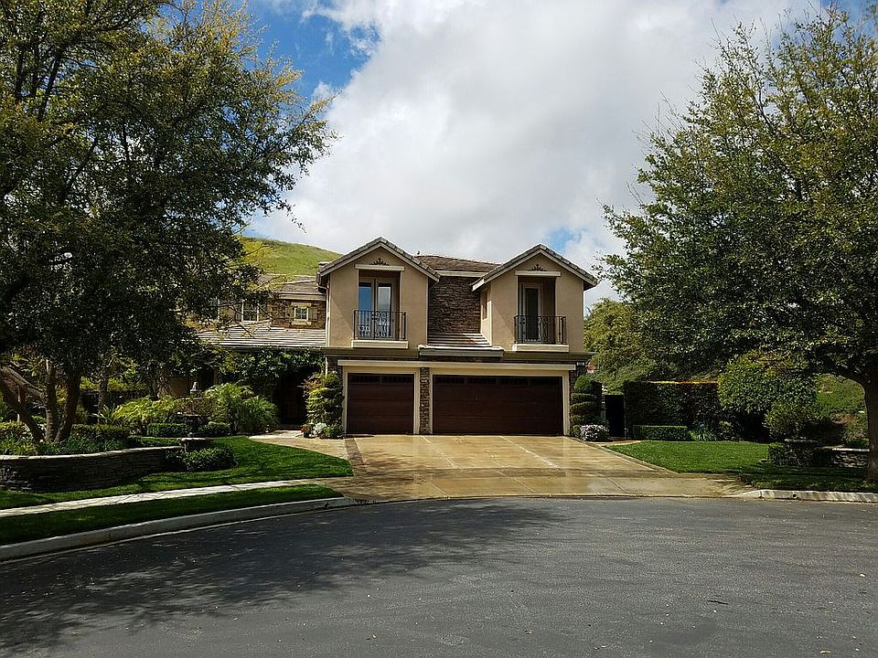1st image of 3351 Woodley Ave