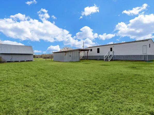 5806 S Highway 35, Alvin, TX 77511