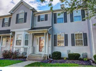 17 Faxon Dr, Robbinsville, NJ 08691