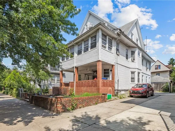 407 E 4th St, Brooklyn, NY 11218
