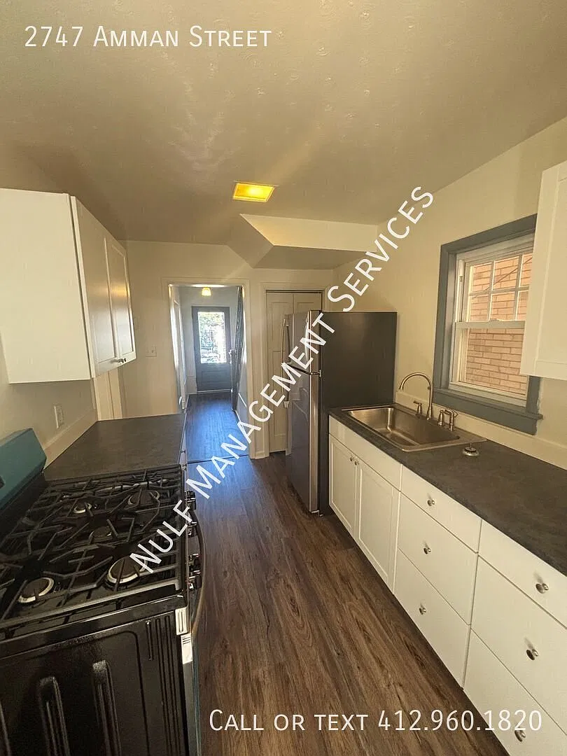 2 Bed, 1 Bath Home In The Heart Of Dormont With A Bonus Room — Photo 1