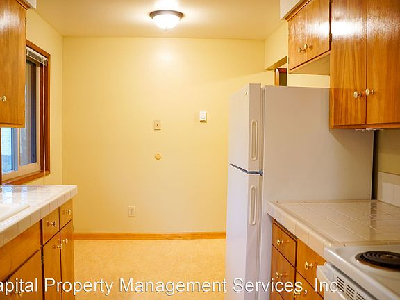 5th image of 3821 SE 35th Pl #3501766
