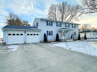 1707 Sharon Rd, Streator, IL 61364