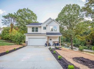 5858 Lucerne Ln, Knoxville, TN 37921