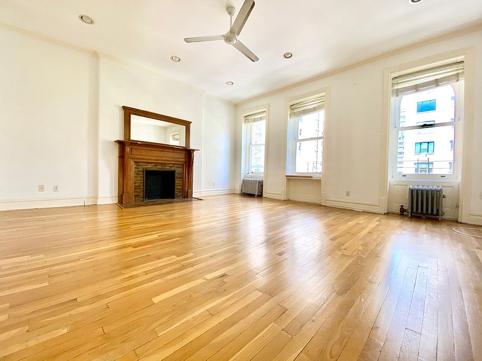 1st image of 24 W 96th St #3