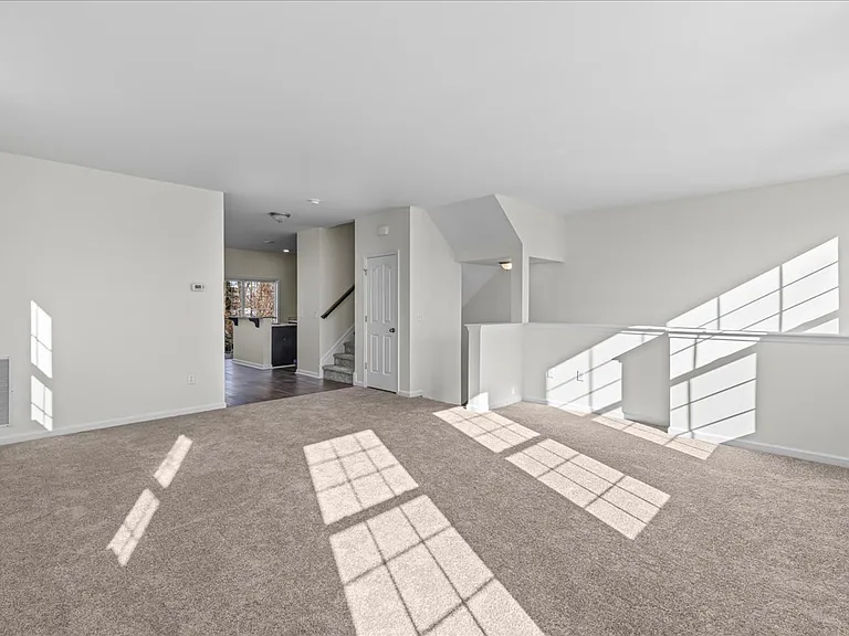 1 Creekside Way — Photo 11