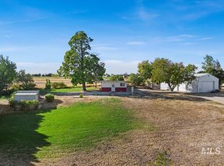 18999 Chicken Dinner Rd, Caldwell, ID 83607