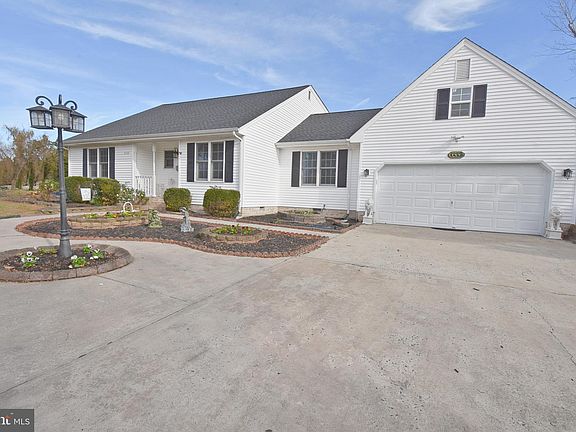 4th image of 6333 White Cove Dr