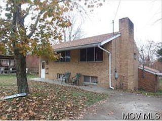 2nd image of 4915 Crestview Cir
