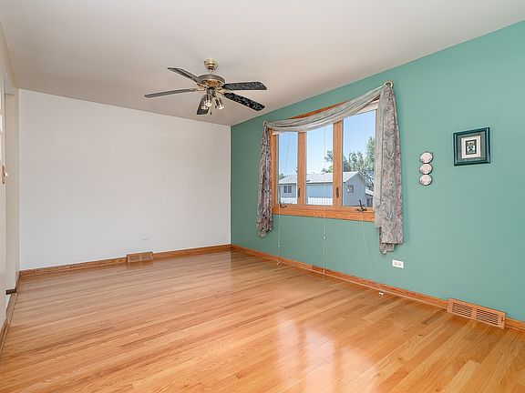 5th image of 14838 S Cricketwood Dr