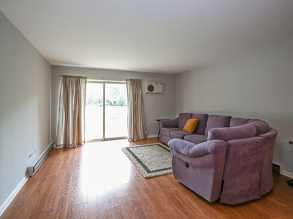 2nd image of 931 Arquilla Dr #122