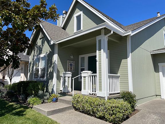 2nd image of 172 Clay St