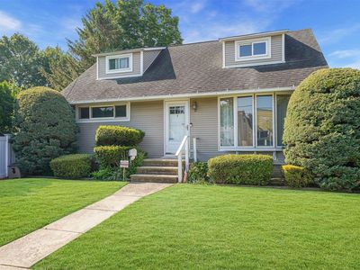 11 Ida Avenue, Hicksville, NY, 11801