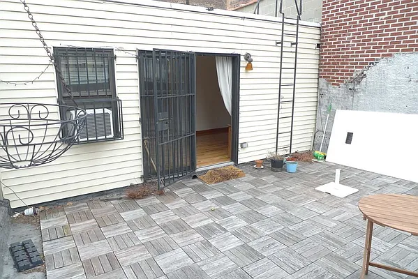 Rented by Guidance Realty Corp. | media 7