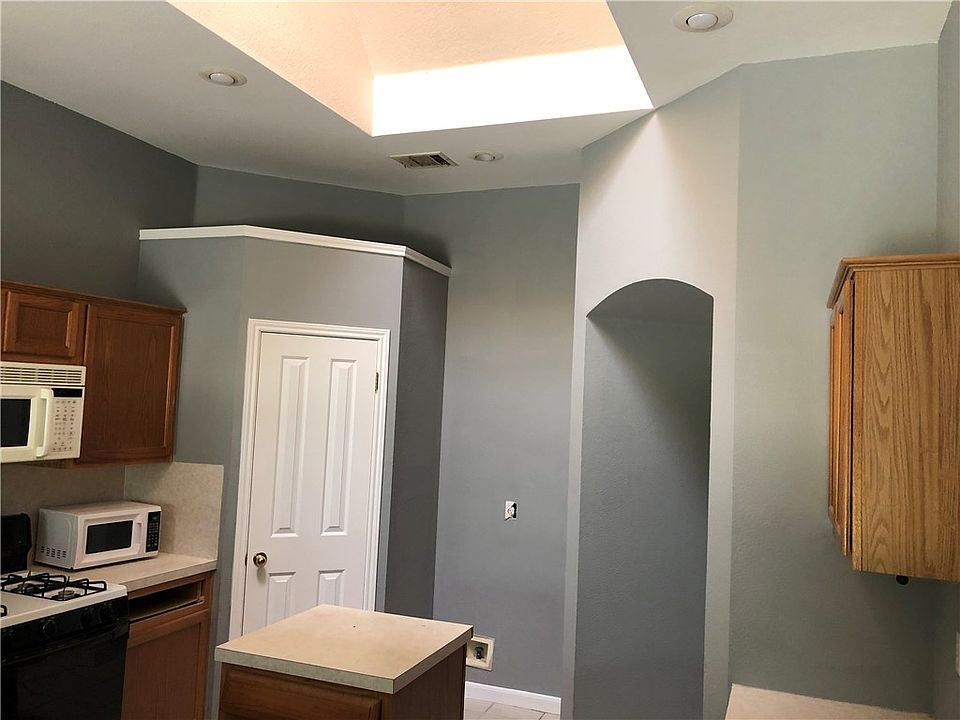 1st image of 510 Settlers Valley Dr