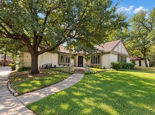 240 Timberlake Dr, Azle, TX 76020