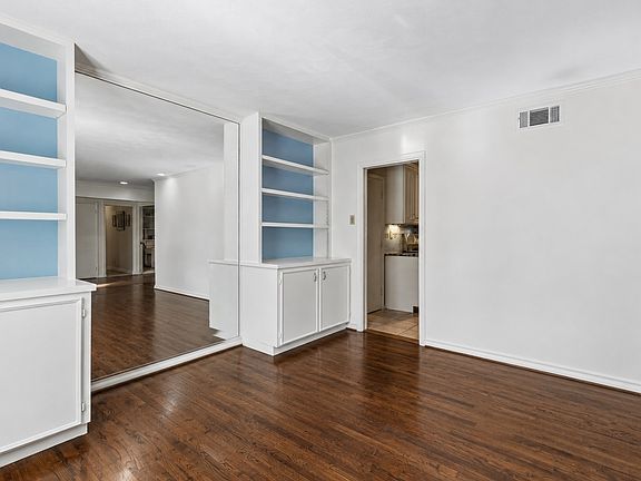 4th image of 11122 Candlelight Ln