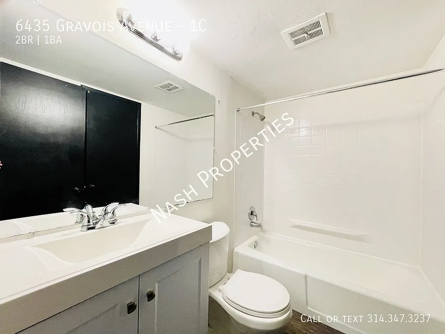 $950 - 2 Bed / 1 Bath apartment in Princeton Heights - lots of storage space — Photo 3