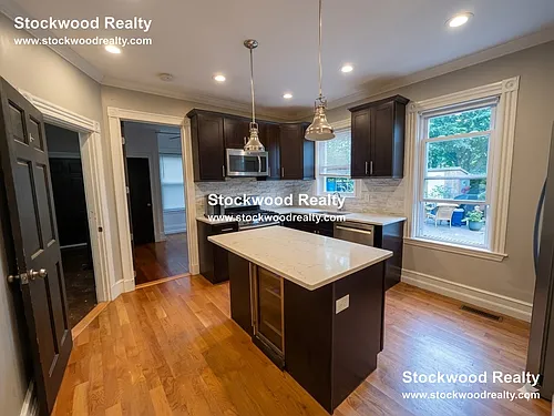 12 Dorset St Photo 1