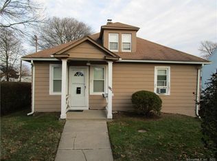 519 Knapps Hwy, Fairfield, CT 06825