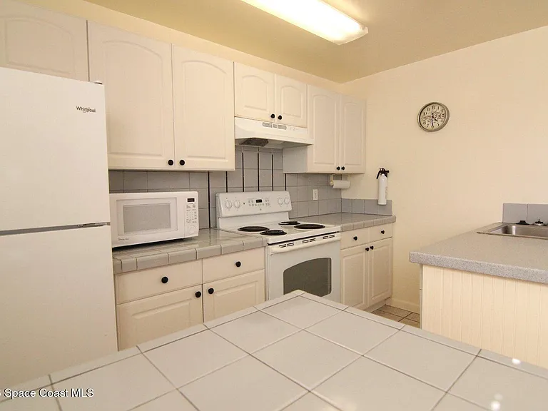 309 W Rutgers St — Photo 6