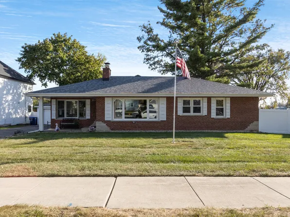 7119 W 114th St, Worth, IL 60482