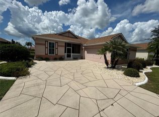 1112 Villeroy Dr, Sun City Center, FL 33573