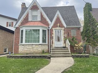6225 N Keeler Ave, Chicago, IL 60646