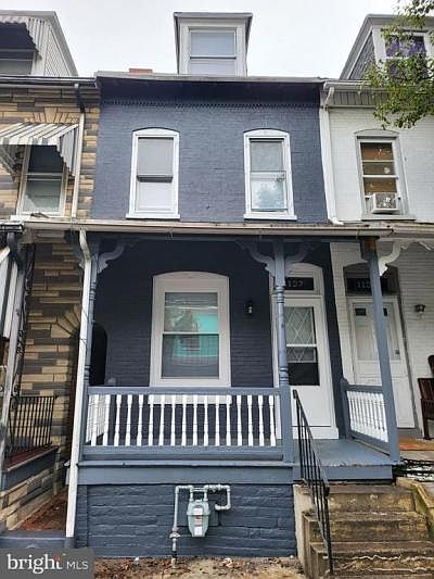1st image of 1137 Locust St