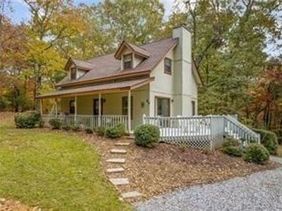 667 Running Deer Rd, Cleveland, GA, 30528