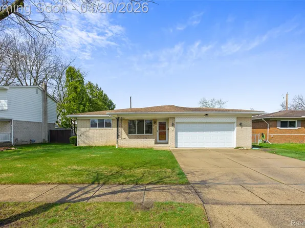 36825 Eton Ct, Sterling Heights, MI 48310