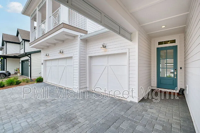 5 bed, 3.5 bath, 3287 sqft, $4,247 — Photo 3
