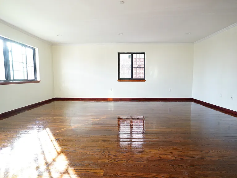 2529 Butler St #1 — Photo 2