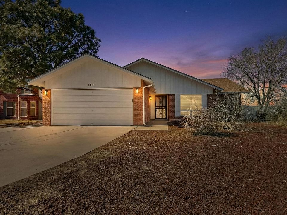 1st image of 1111 Granada Hills Ct NE
