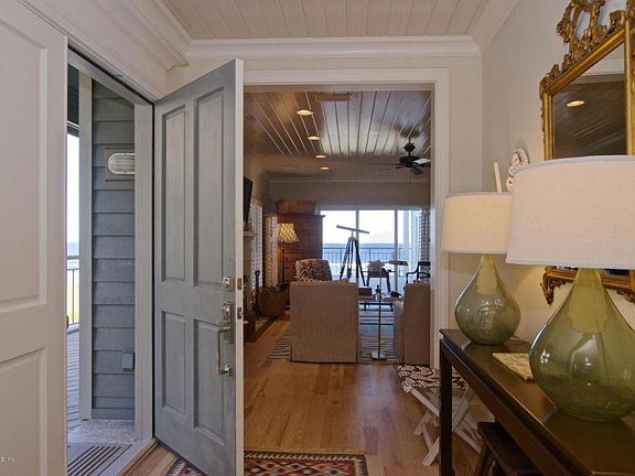 3rd image of 185 Sea Hammock Way