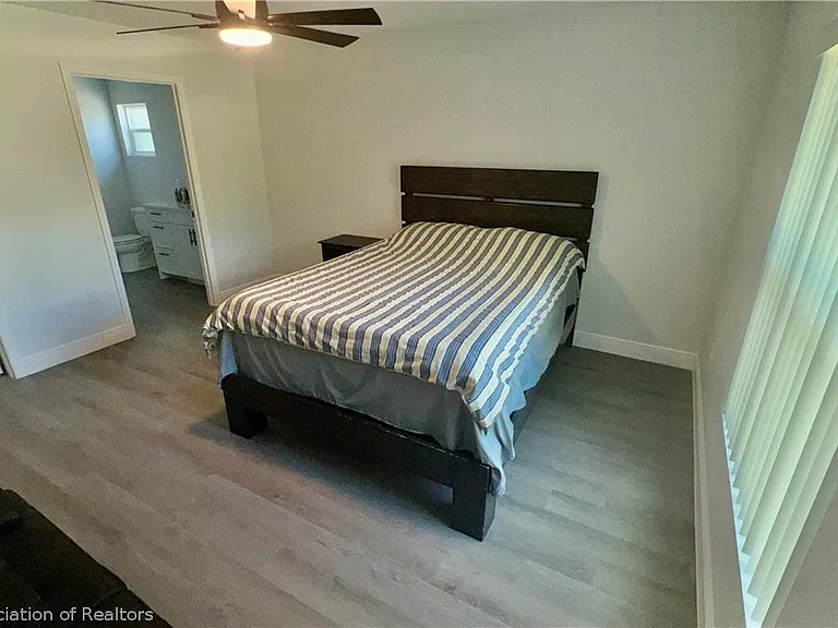 7000 Schumacher Rd — Photo 9