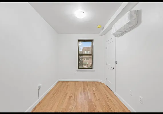 Rented by NY Space Finders Inc. | media 8