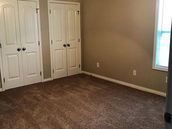 5th image of 260 Walnut Creek Dr APT F12