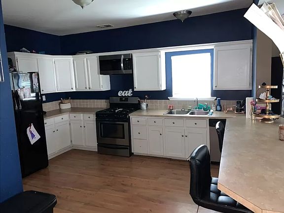 2nd image of 6501 Jefferson Blvd