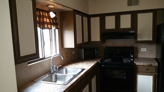 1st image of 19502 Lake Shore Dr