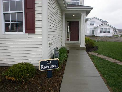 1st image of 16155 Huron 20 #2