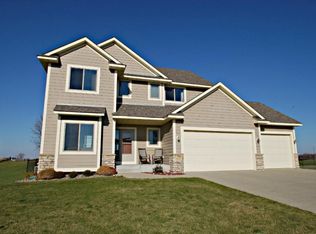 807 11th St NE, New Prague, MN 56071