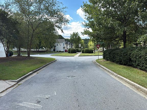 5th image of 3393 Sable Chase Ln