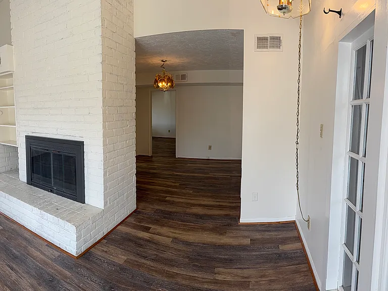 8310 Beechnut St #A — Photo 17